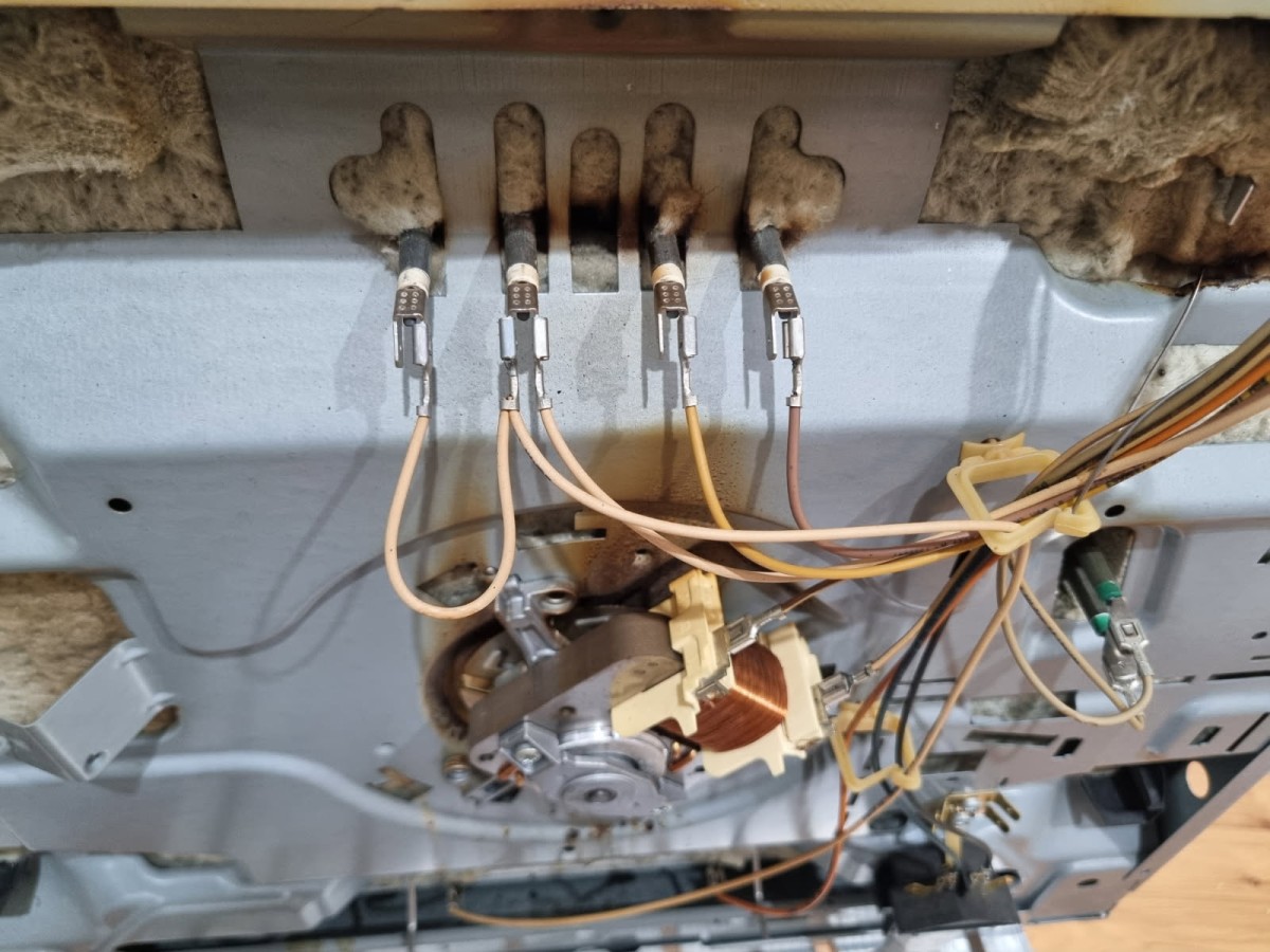 Bosch Wall Oven Grill Element Replacement in Armidale